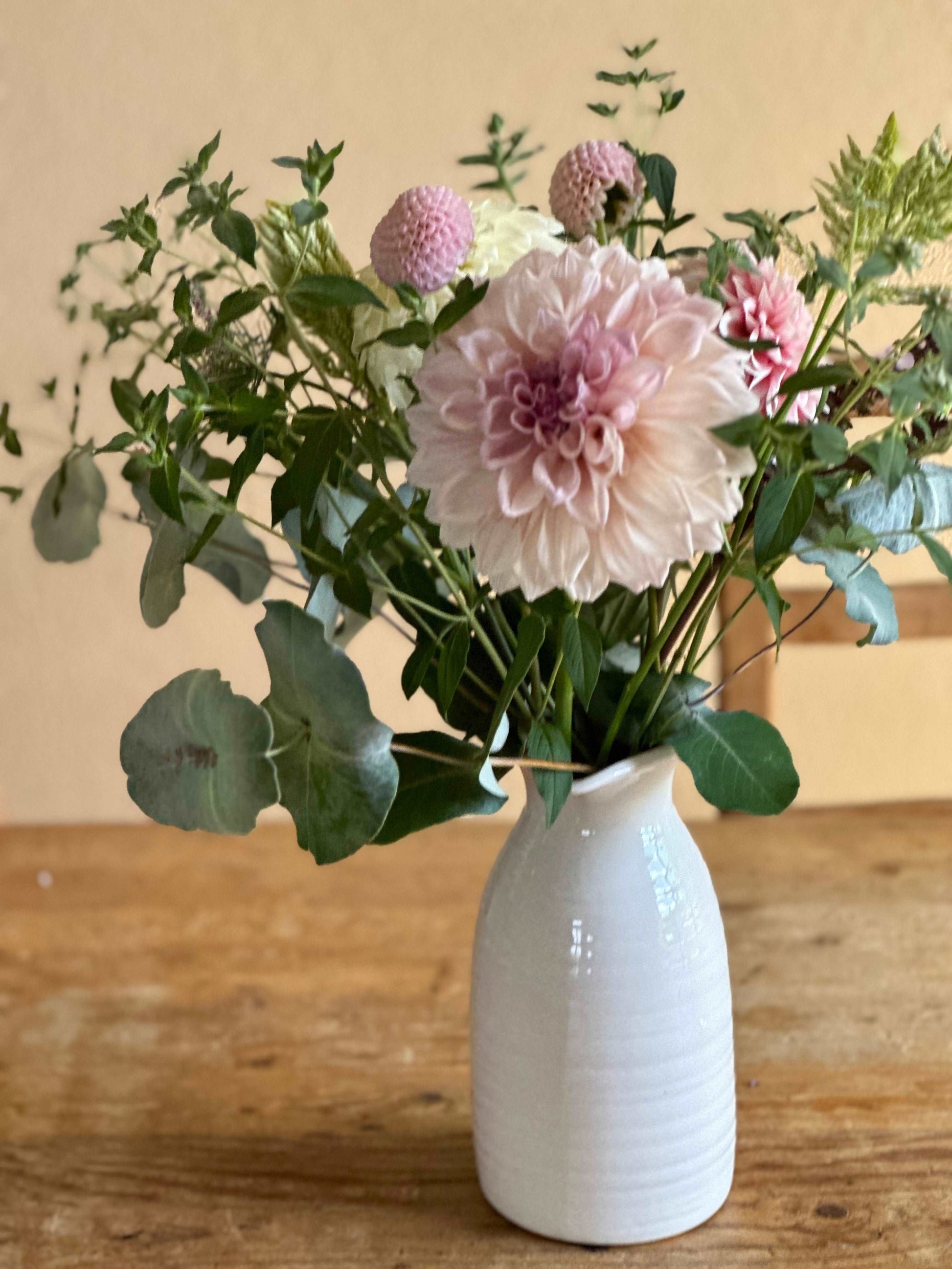 Dahlia bouquet