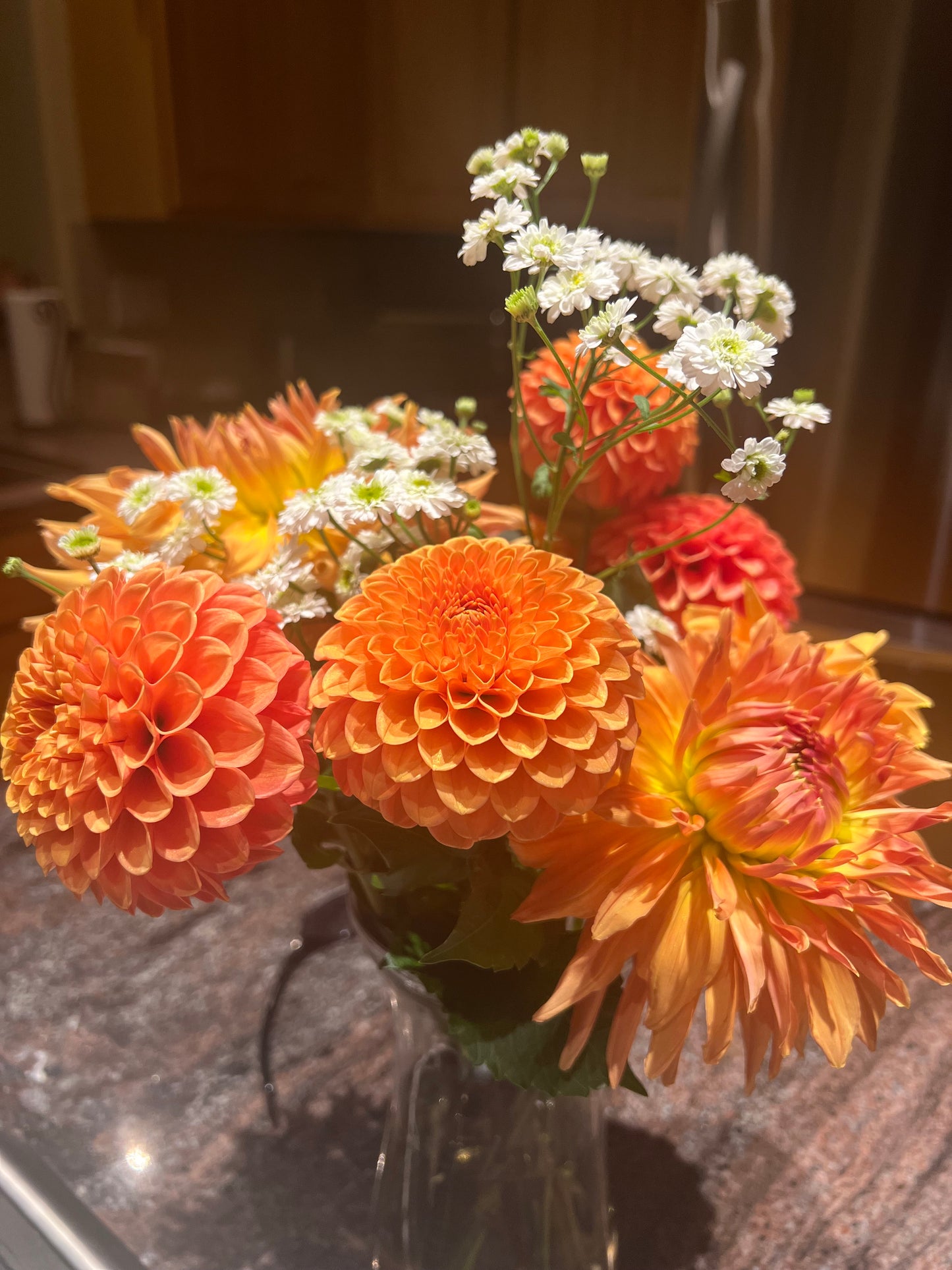 Premium dahlia flower bouquet